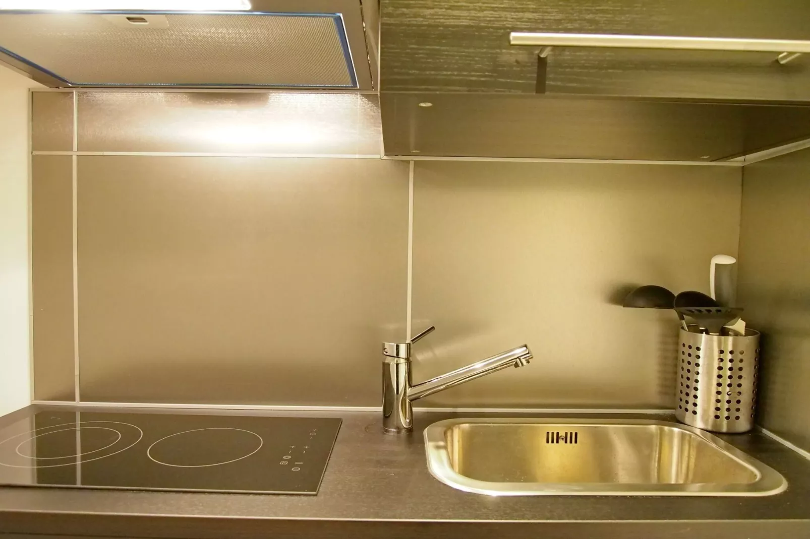 Luxury Style Apartments - Deluxe Studio (Modern)-Keuken
