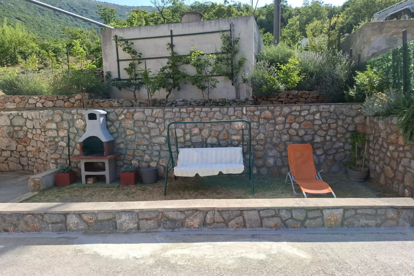 Apartments Luka & Leona - Studio Apartment with Terrace Leona-Buitenlucht