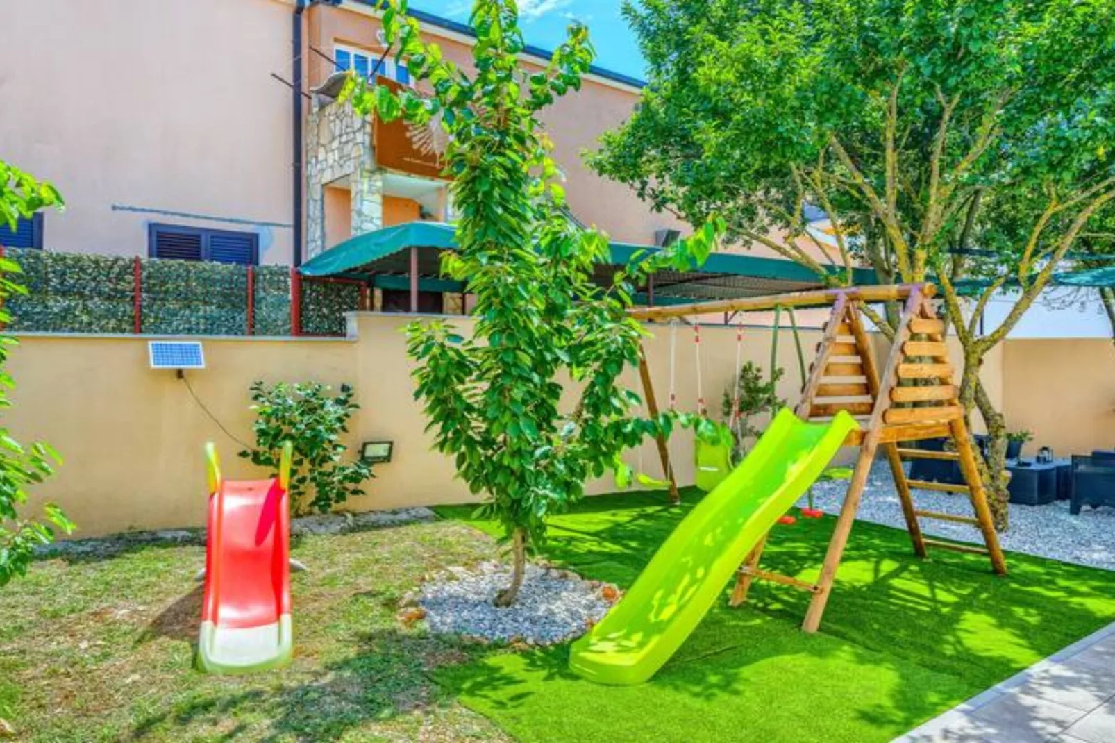 Five Bedroom Villa with Private Pool-Tuinen zomer