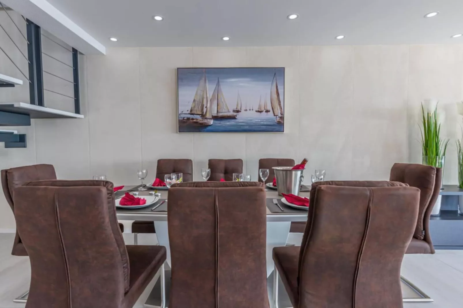 Lorena Stylish Sea View Villa - Four Bedroom Villa with Private Pool-Eetkamer