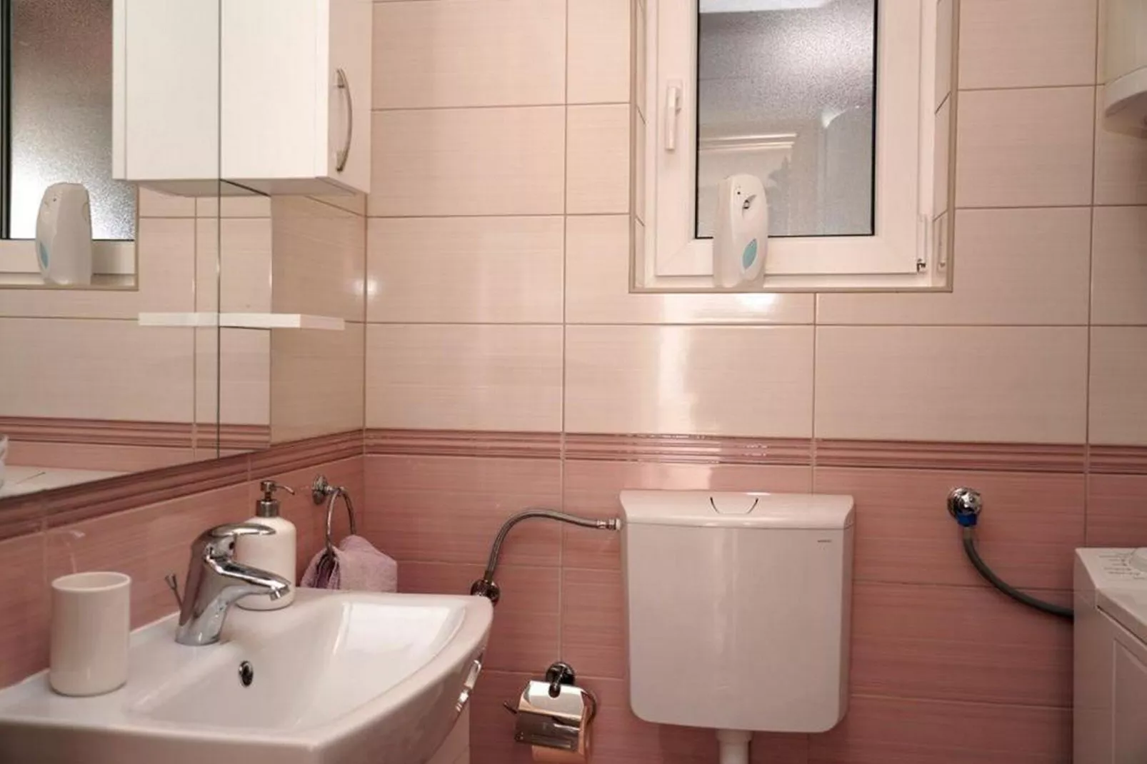 Apartment MARIJANA - Two bedroom Apartment with Terrace-Badkamer