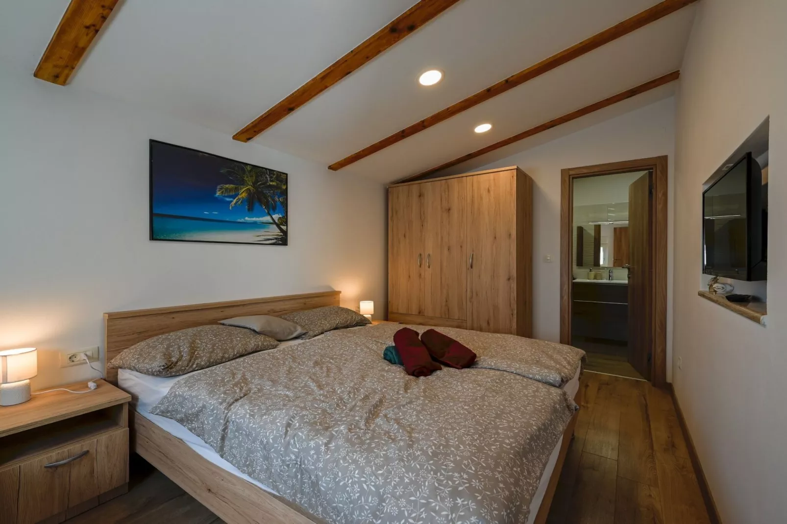 Rovinj Countryside Escape Holiday Home - Two Bedroom Holiday Home with Terrace-Slaapkamer