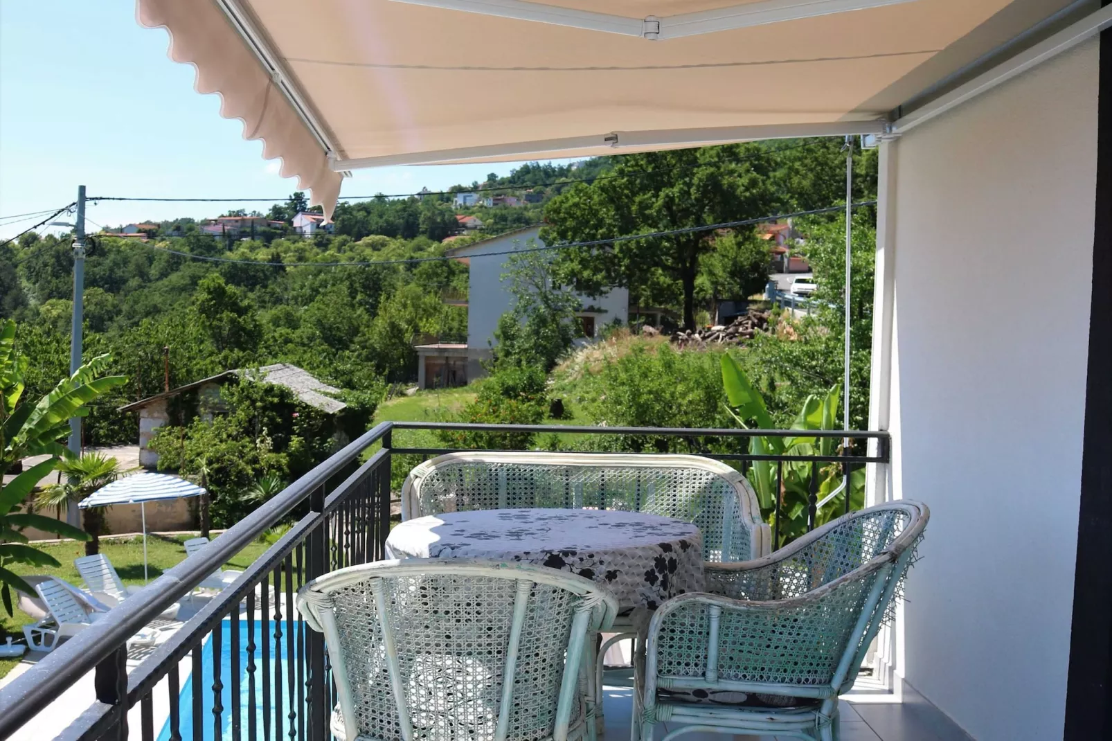 Luxury Lovran Apartments with Swimming Pool - Classic One Bedroom Apartment-Terrasbalkon