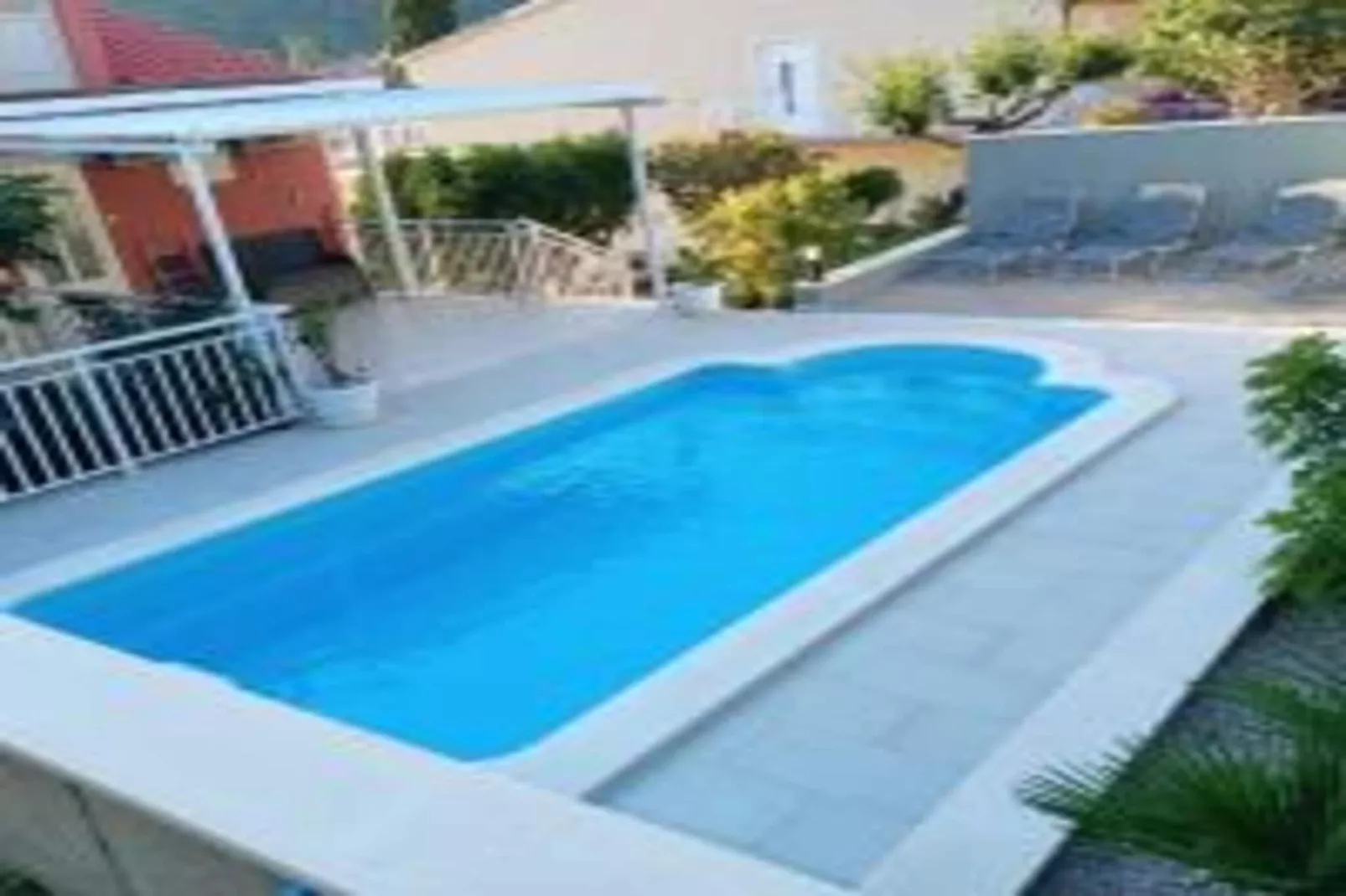 Apartments Bleuš - One Bedroom Apartment with Balcony and See View 2-Zwembad