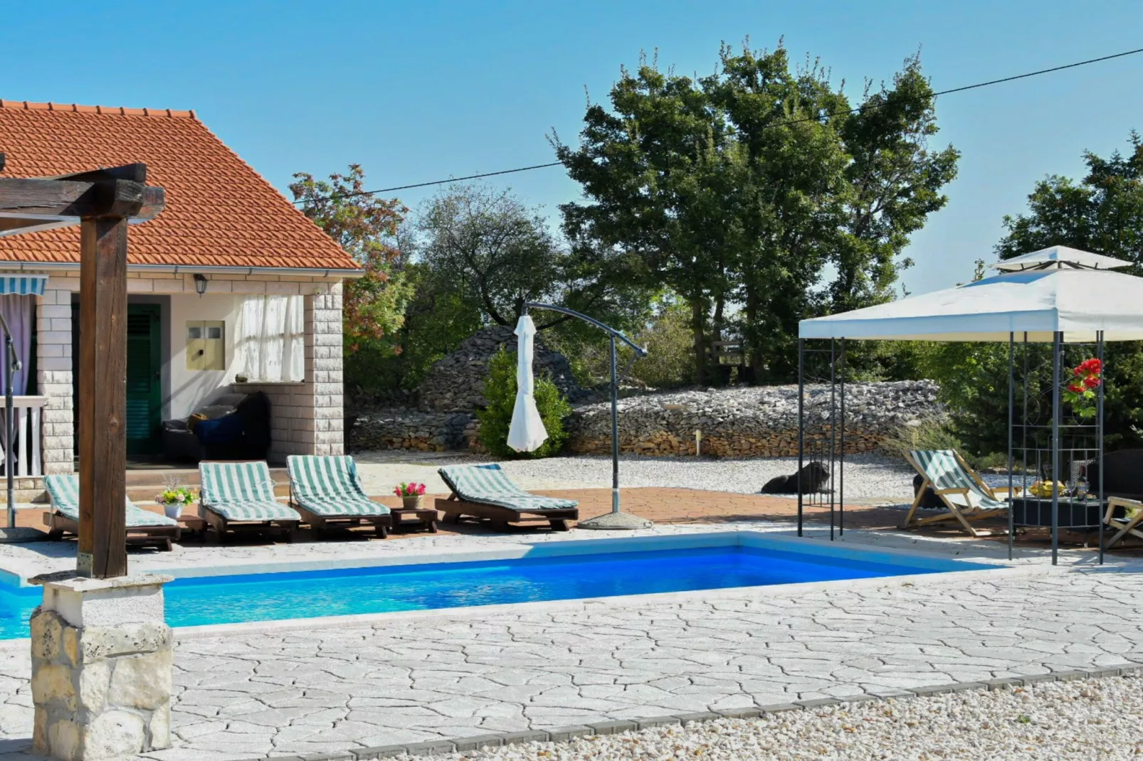 Holiday Home Mystc Woods-Buitenlucht