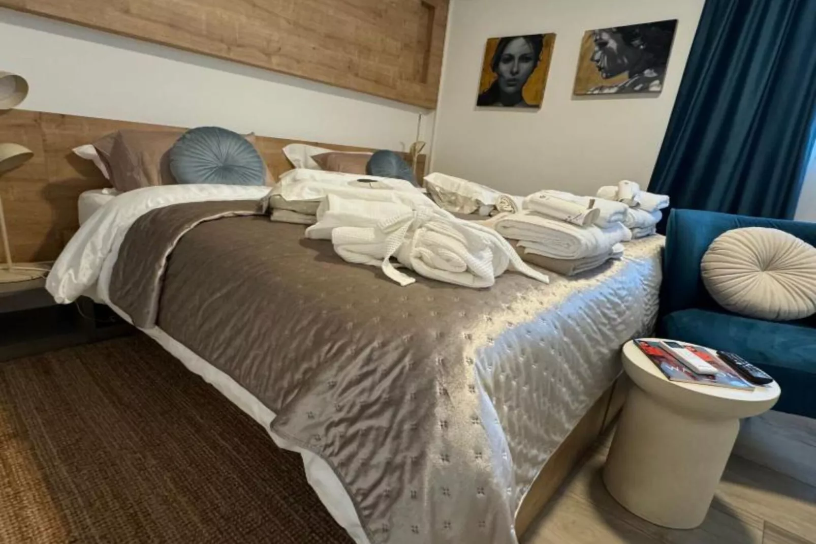 LuxArt City Spa Gallery Residence Krk- Duplex Apartment-Slaapkamer