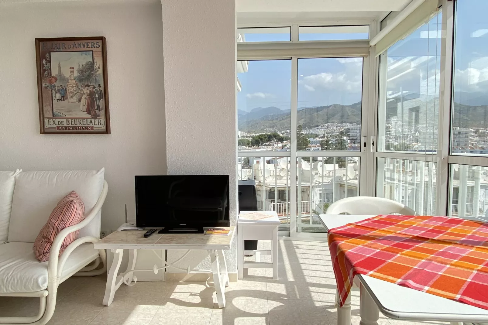 Coronado 73 Apartment by Casasol-Woonkamer