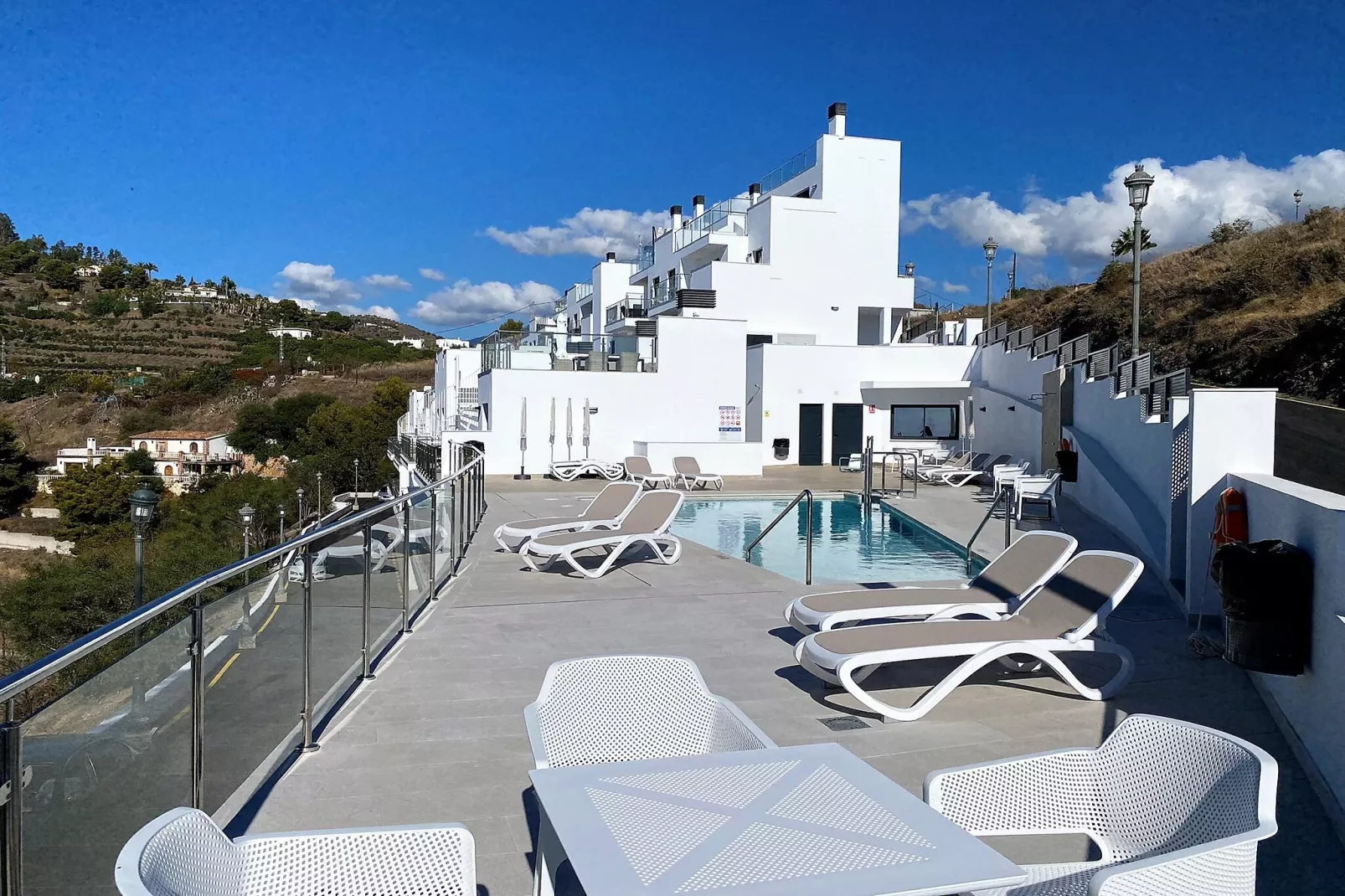 Balcon del Mar Seaview 115 by Casasol-Zwembad