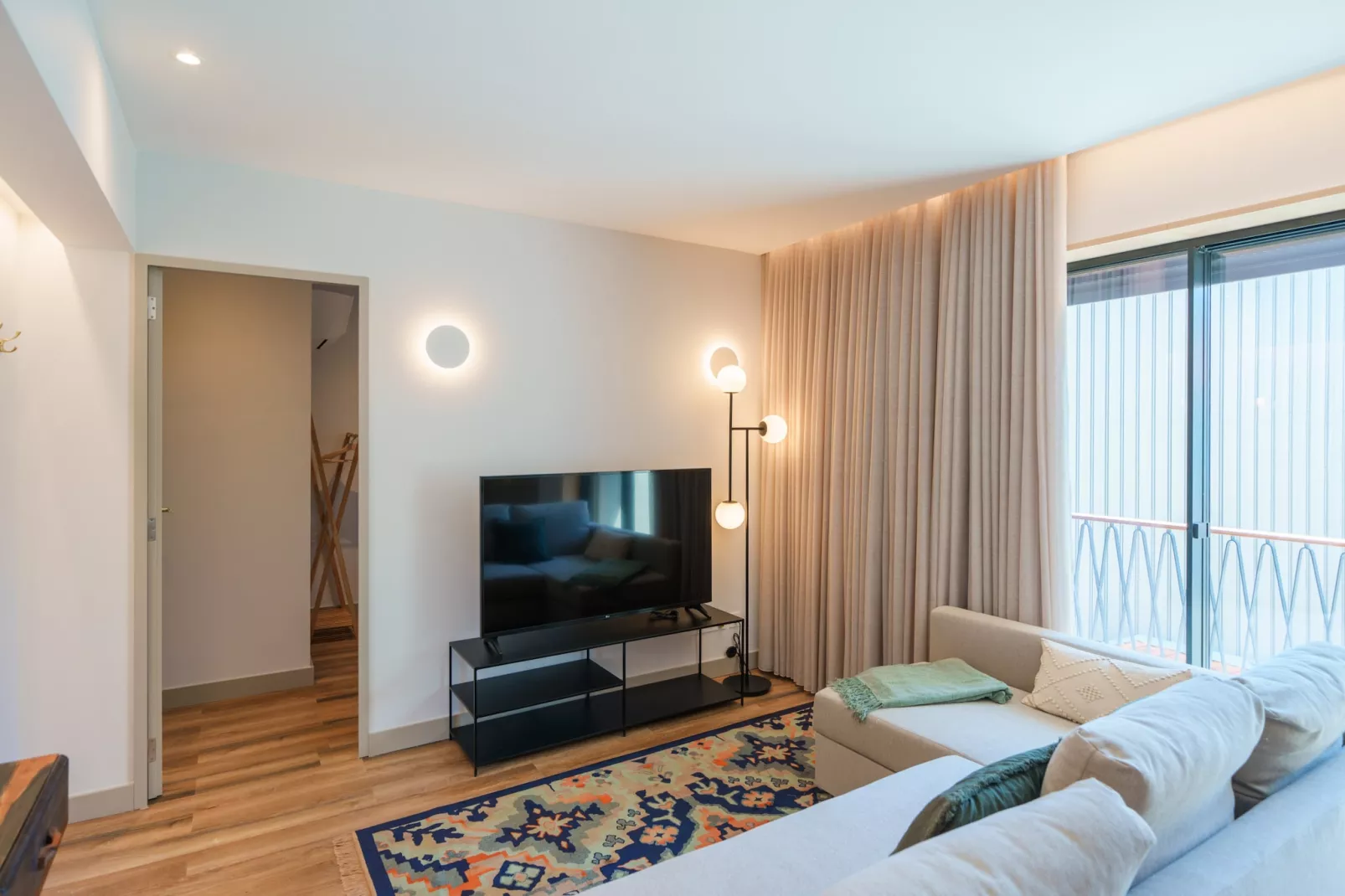 Feel Porto Firmeza Coworking & Flat 3.4-Woonkamer