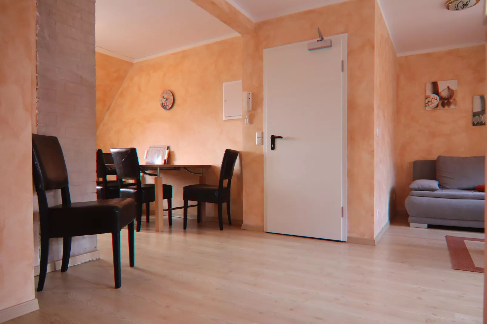 Ferienwohnung Steuerbord-Woonkamer