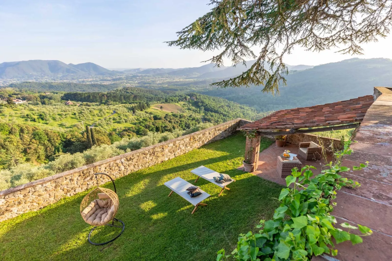 Villa Borbone - perched on the Lucca Hills-Niet-getagd