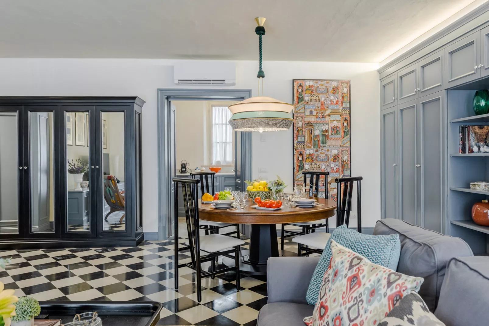 Gimber Tales, a First Floor Apartment-Niet-getagd