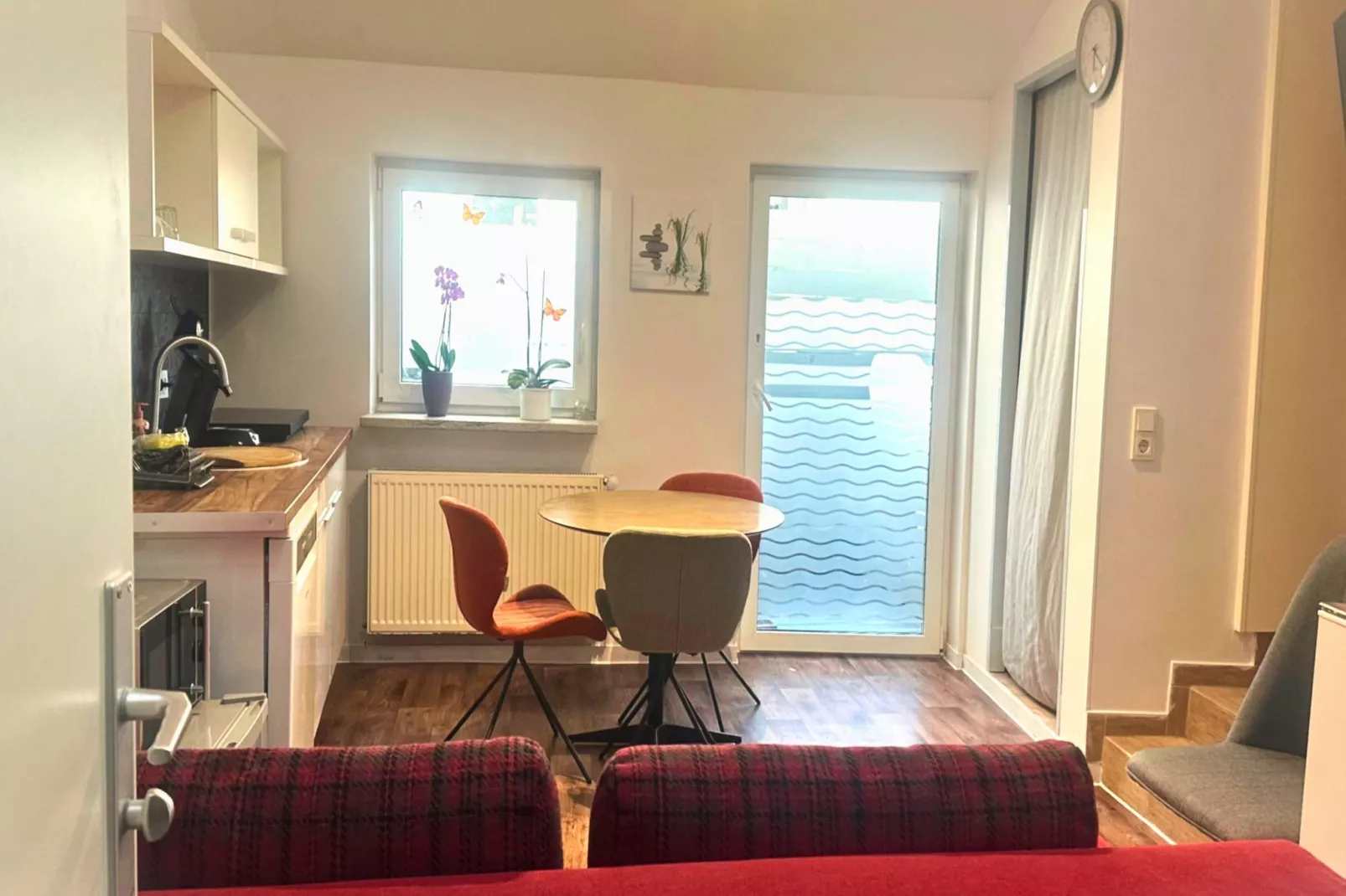 F000 Apartment mit Doppelbett-Woonkamer