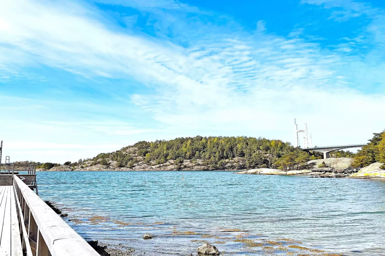 Rustige hut vlakbij het Furufjall-pad-Buitenlucht