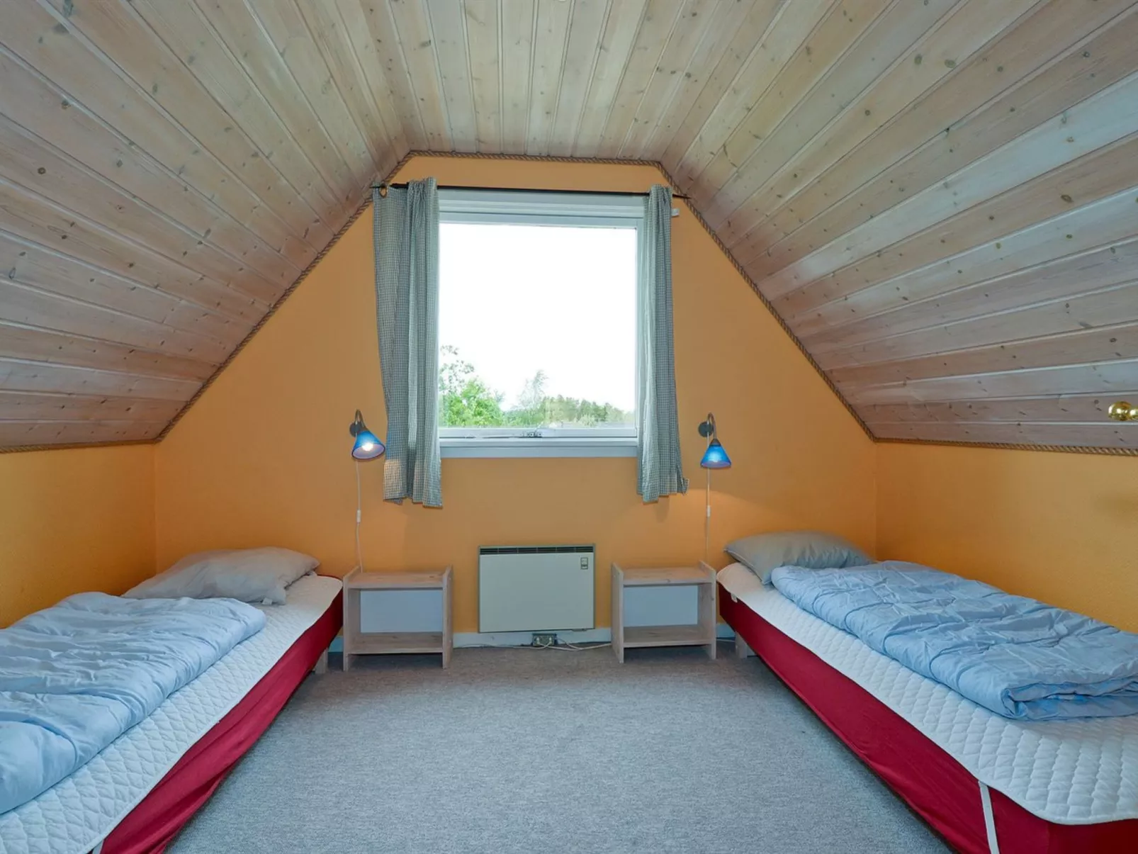 "Hannele" - 10km from the sea-Binnen
