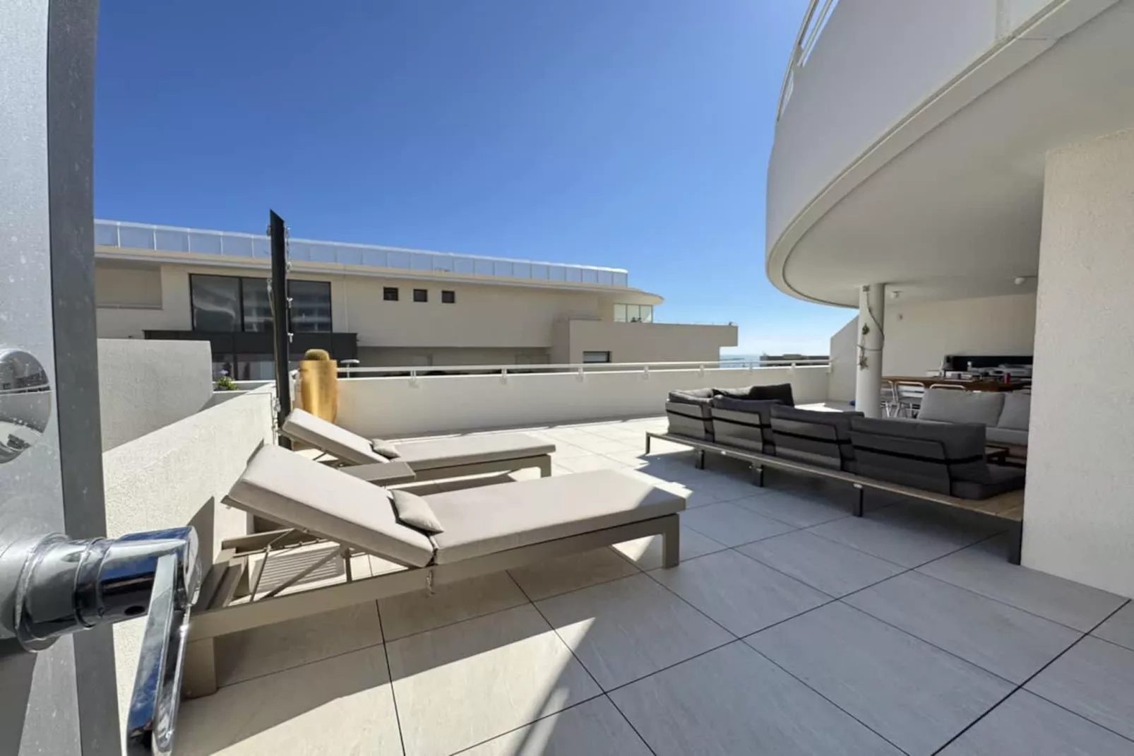 B206-Terrasbalkon