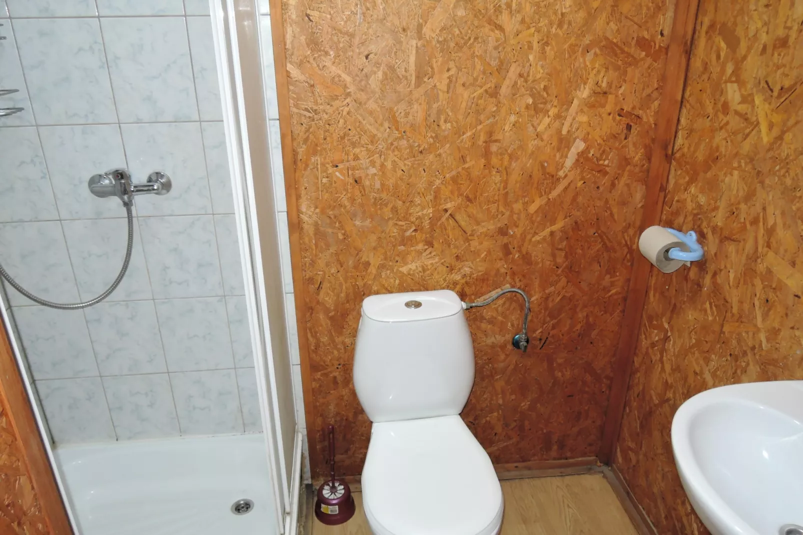 Pod świerkami pokój nr 6 dla 4 osób - Badkamer