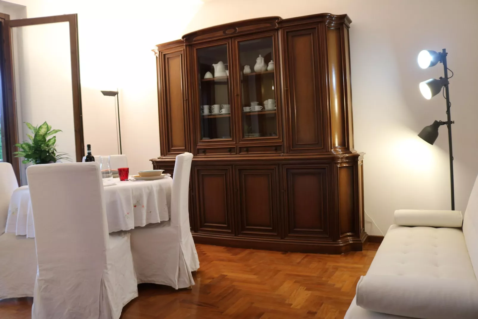 Casara Ventotto-Woonkamer