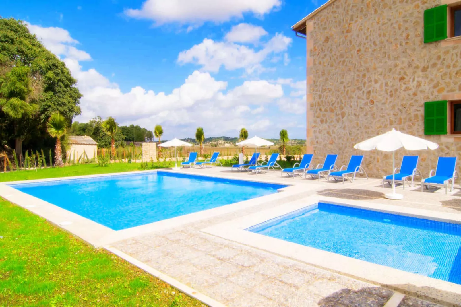 Villa Palmeral in Pe-Zwembad