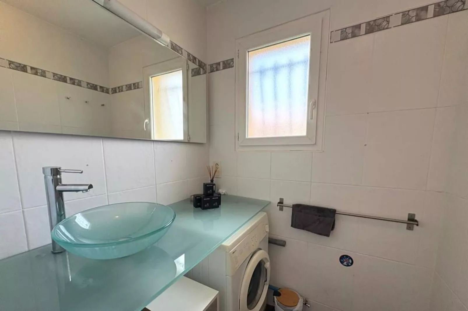 107 DENAUD-Badkamer
