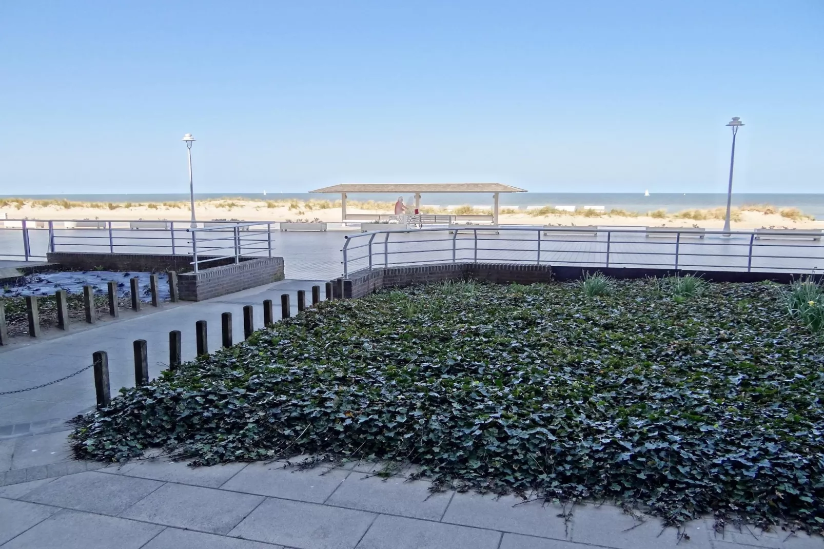 SEASIGHT A 1 / 0001-Uitzicht zomer