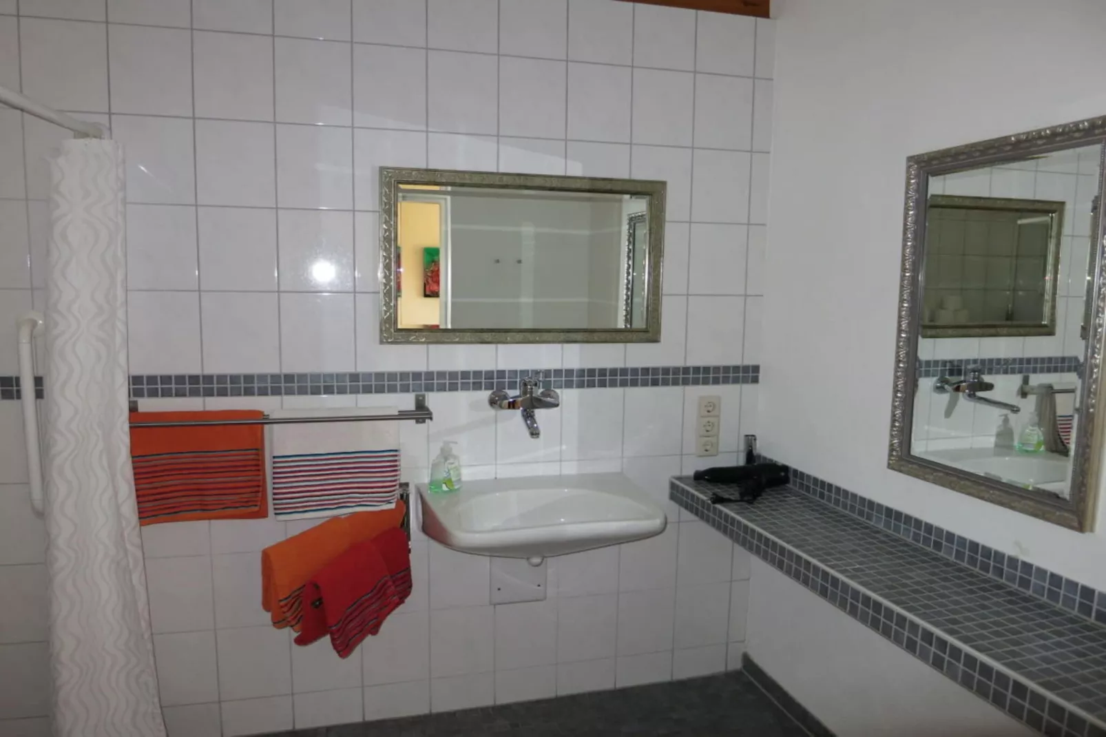 218176-Badkamer