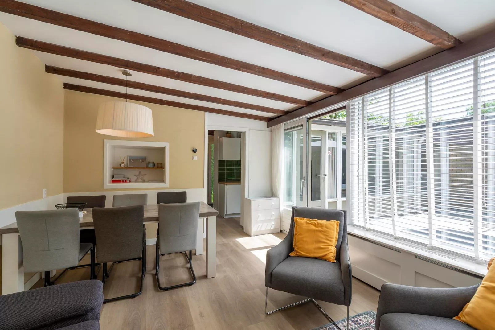 Duinland 197-Eetkamer