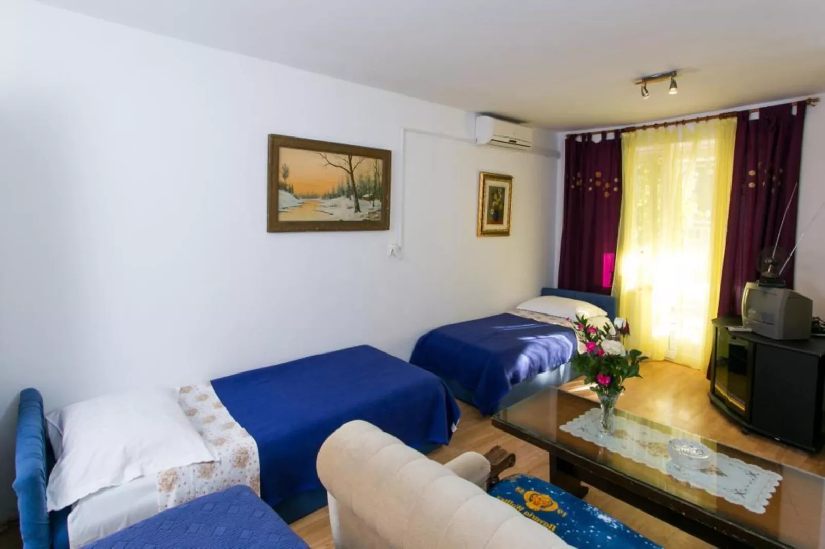 Guest House Kusalo- One Bedroom Apartment with Terrace (Apartman 4)-Slaapkamer