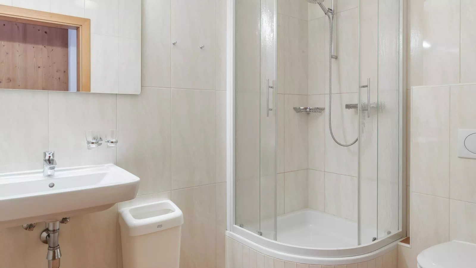 Next To The Skilift A 2-Badkamer