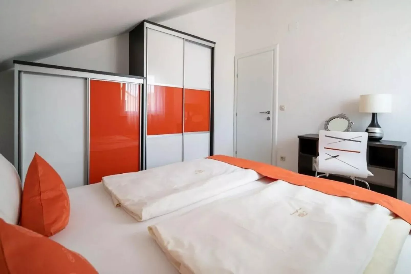 Villa Jelena - Five Bedroom Villa with Swimming pool-Slaapkamer