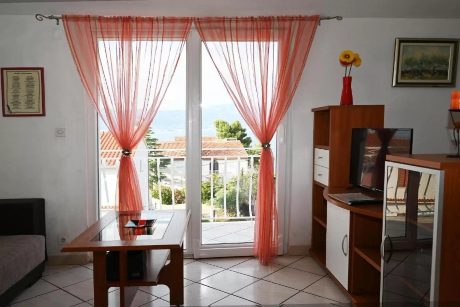 Apartments Mihovilović - 50 m from beach - Superior Two Bedroom Apartment with Balcony and Sea View (A3)-Binnen