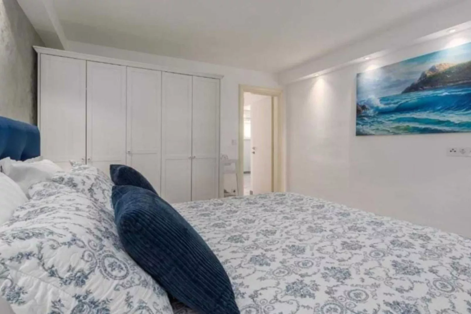 Apartment Amor - Two Bedroom Apartment with Terrace-Slaapkamer