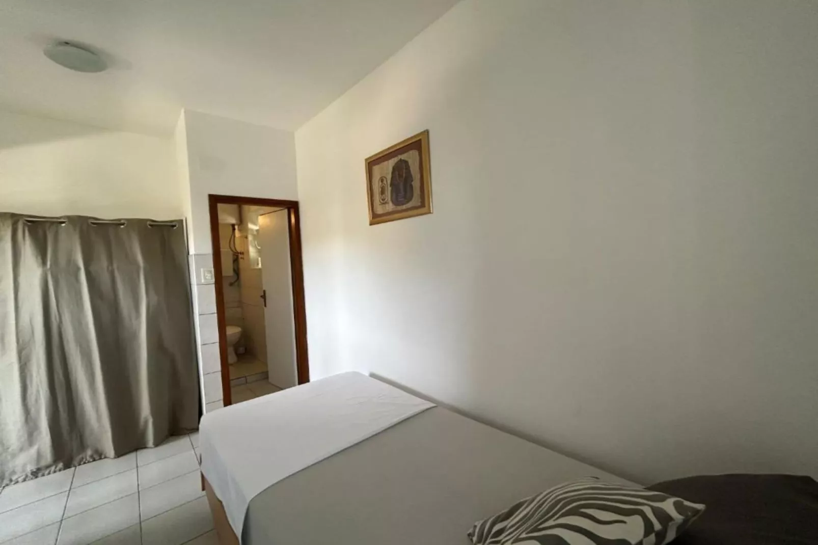 Family House Aldo -  Family House with Four Bedrooms and Sea View-Slaapkamer