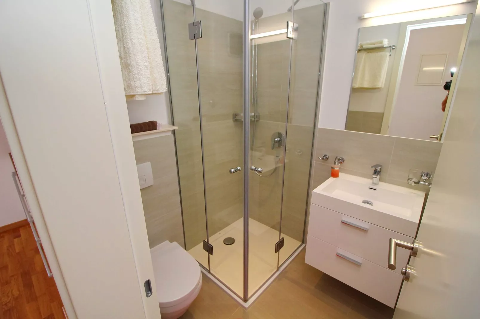 Kula Fancy Apartments - One-Bedroom Apartment with Terrace Ground Floor A1-Badkamer