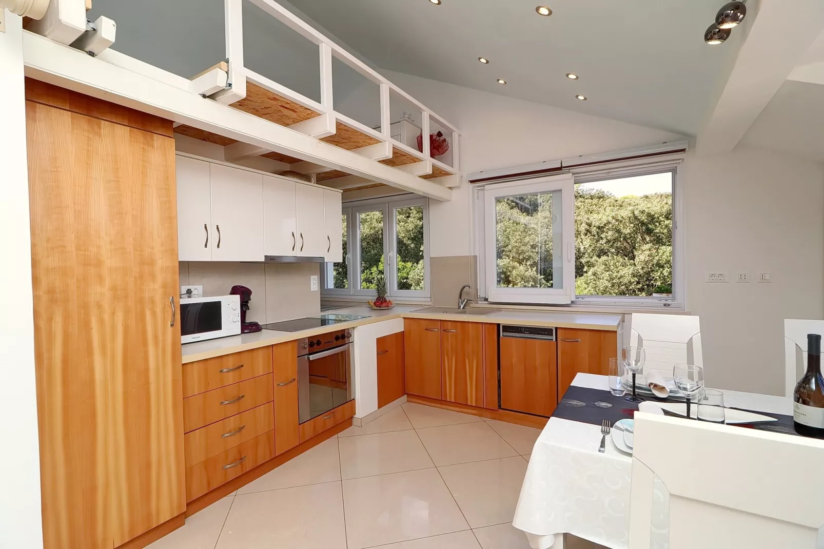 Apartments Villa Cebalo Korčula - Comfort One Bedroom Apartment with Terrace and Sea View  MARA-Binnen