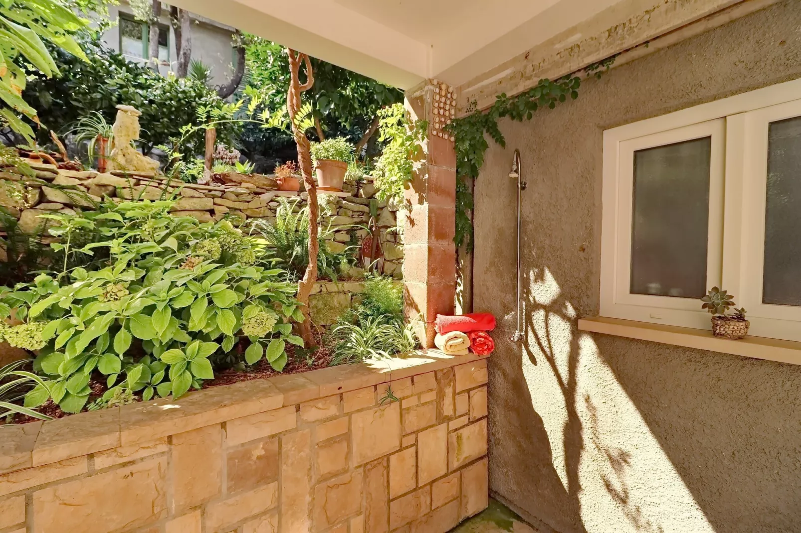 Apartments Villa Cebalo Korčula - Superior Three Bedroom Apartment with Terrace and Sea View  MARKO-Tuinen zomer