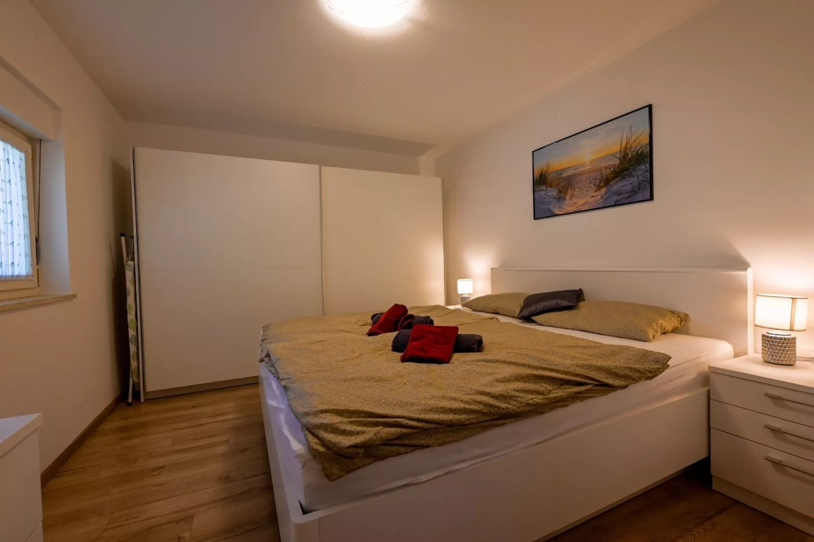 Rovinj Countryside Escape Holiday Home - Two Bedroom Holiday Home with Terrace-Slaapkamer