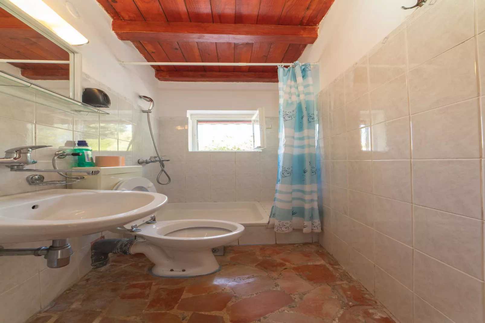 Two Bedroom Holiday Home-Badkamer