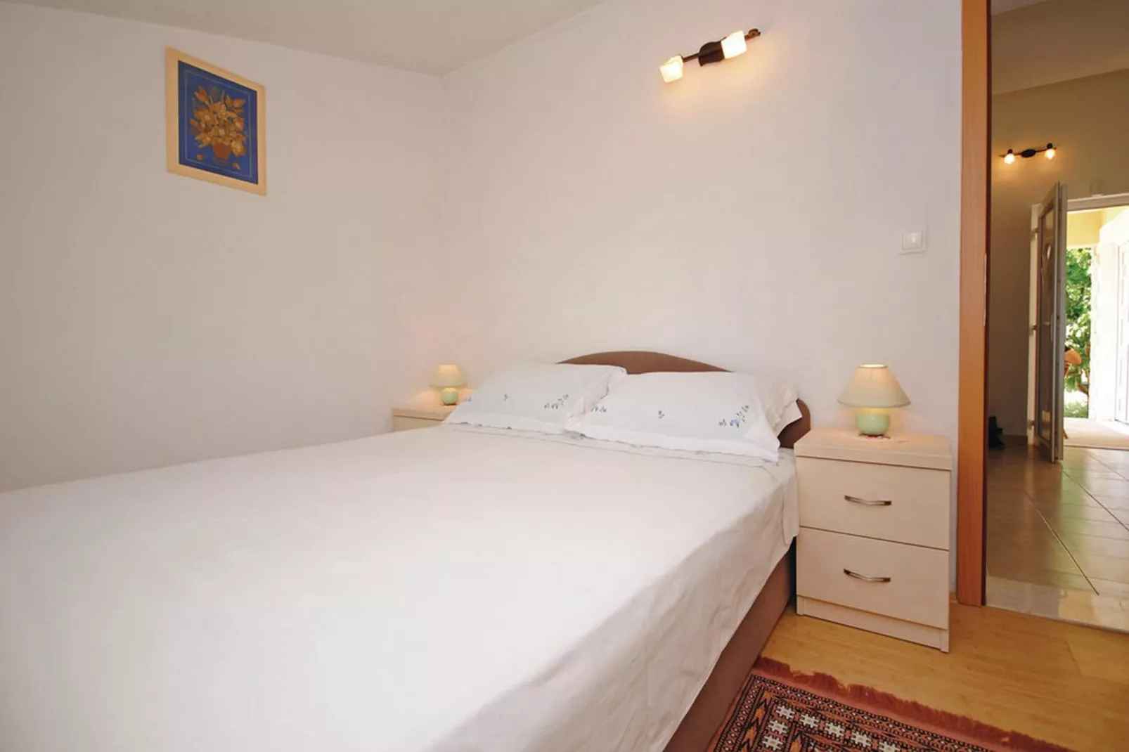 Picturesque Escape Holiday Home with Pool and Sauna - Four Bedroom Holiday Home with Sauna and Pool-Slaapkamer