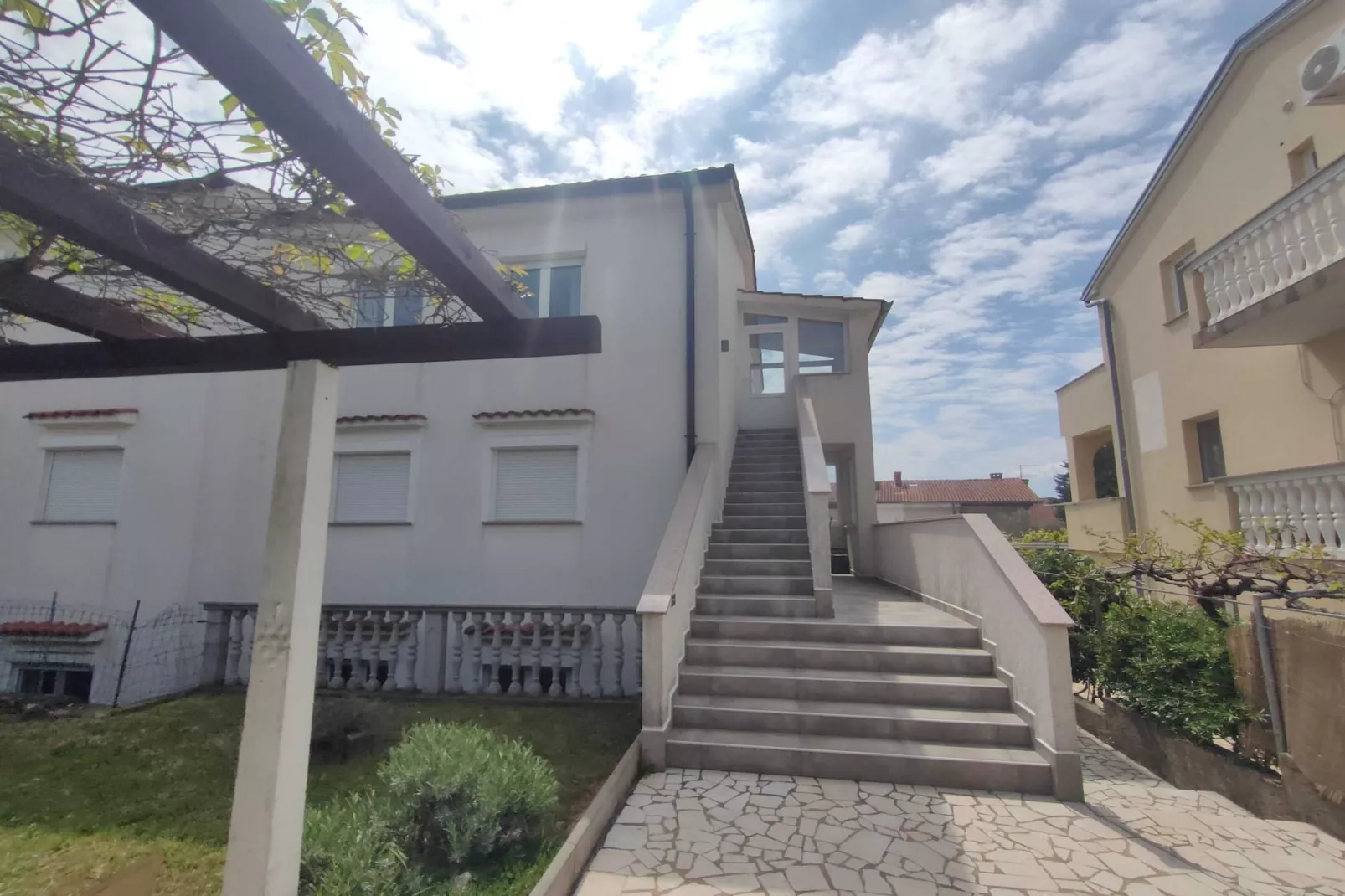 Apartments Krk with Sea View and Terrace - Classic Two Bedroom Apartment with Sea View ant Terrace (owner second floor)-Buitenlucht