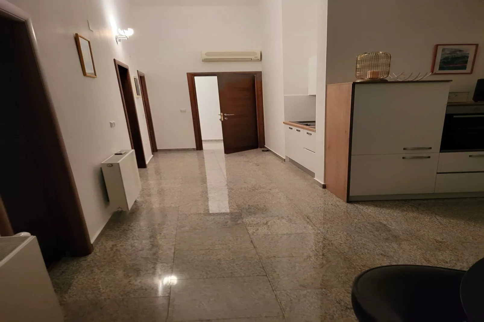 Villa Analena - Two Bedroom Apartment 2-Binnen