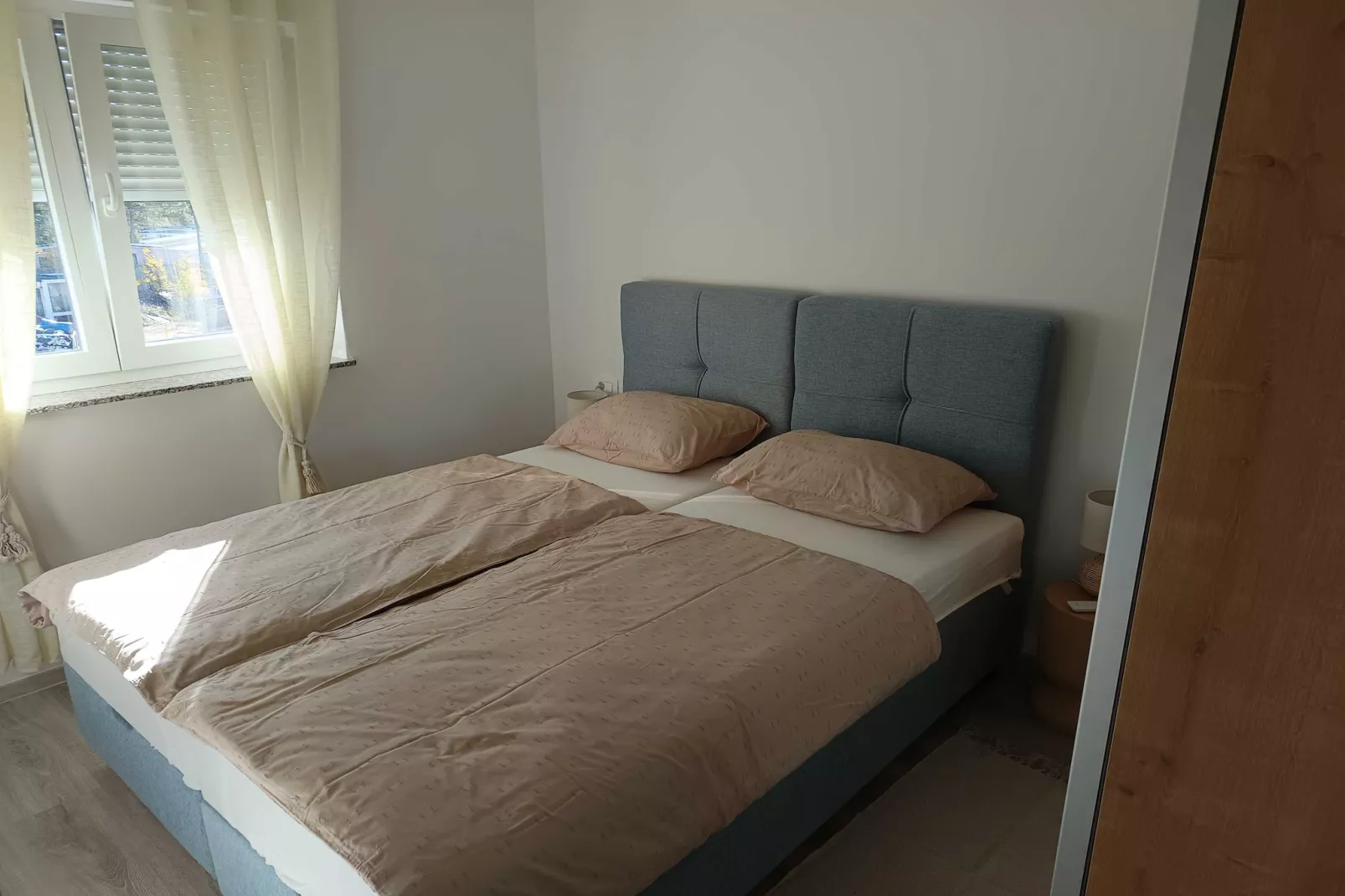Cozy Apartment Bili - Two Bedroom Apartment-Slaapkamer