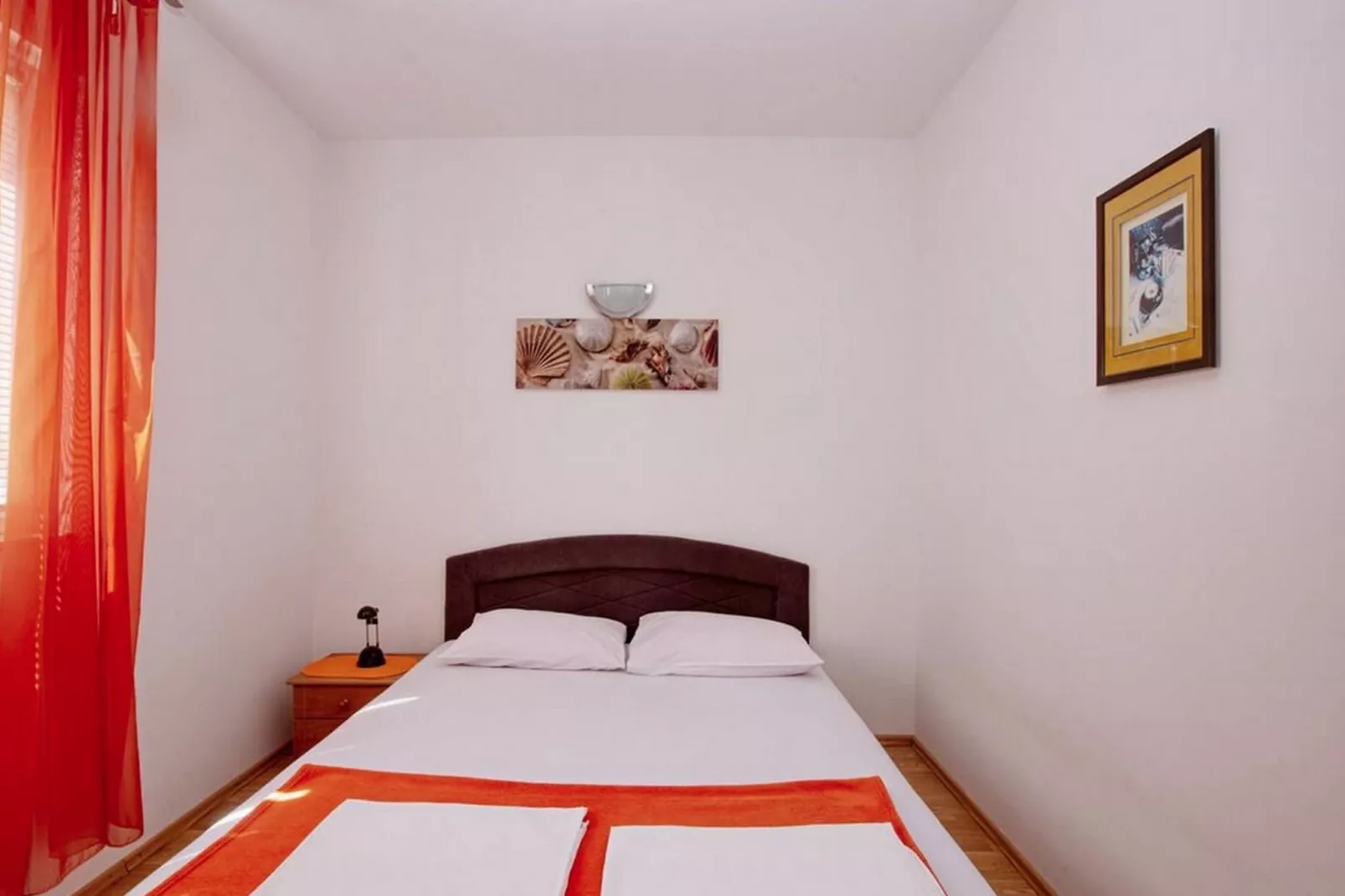 Apartments Villa Sarajevo - Two Bedroom Apartment with Terrace and Balcony-Slaapkamer