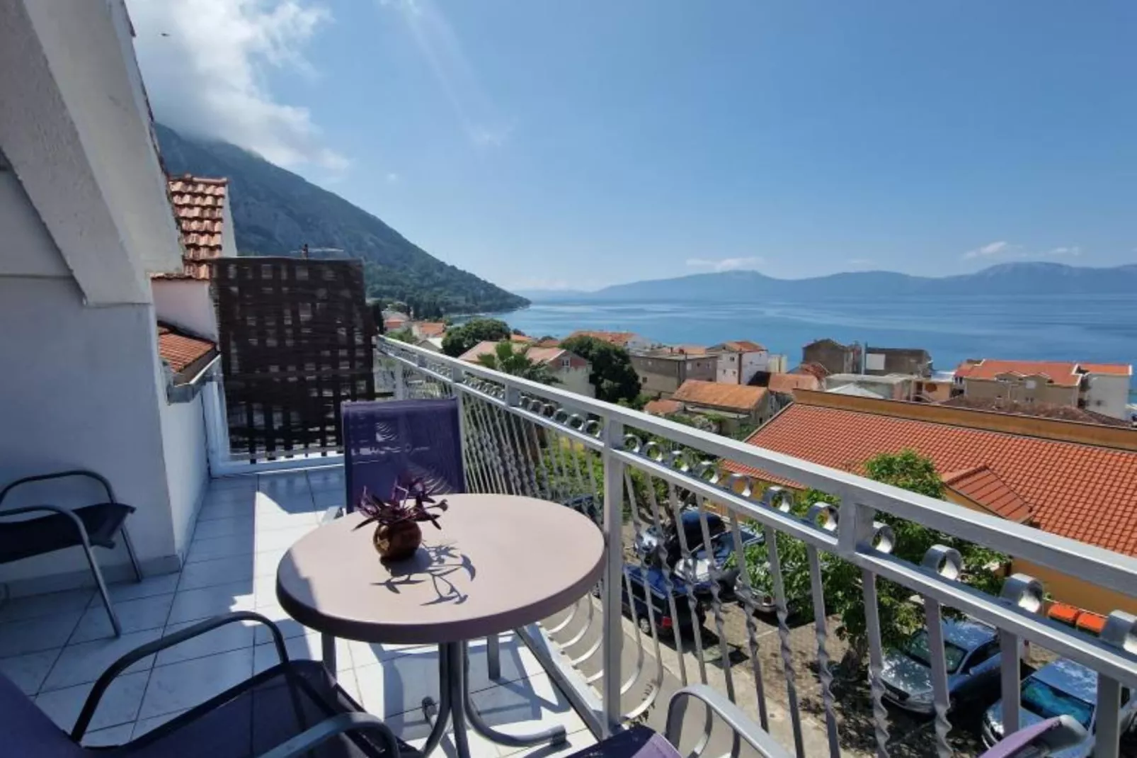 Two Bedroom Apartment with Terrace and Sea View 5-Terras