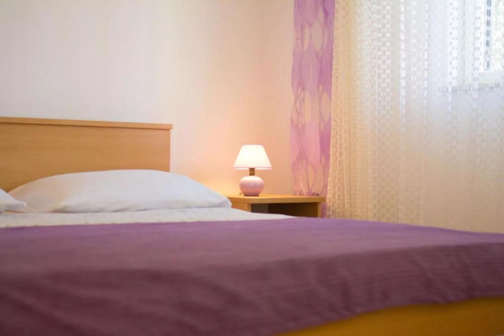 Apartment Magdic - Two Bedroom Apartment with Terrace-Slaapkamer