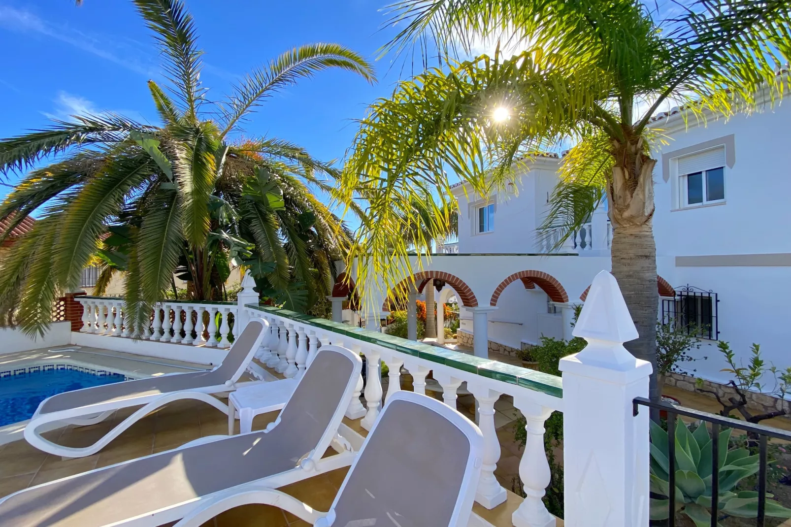 Villa Sandra Luxury Suite by Casasol-Zwembad