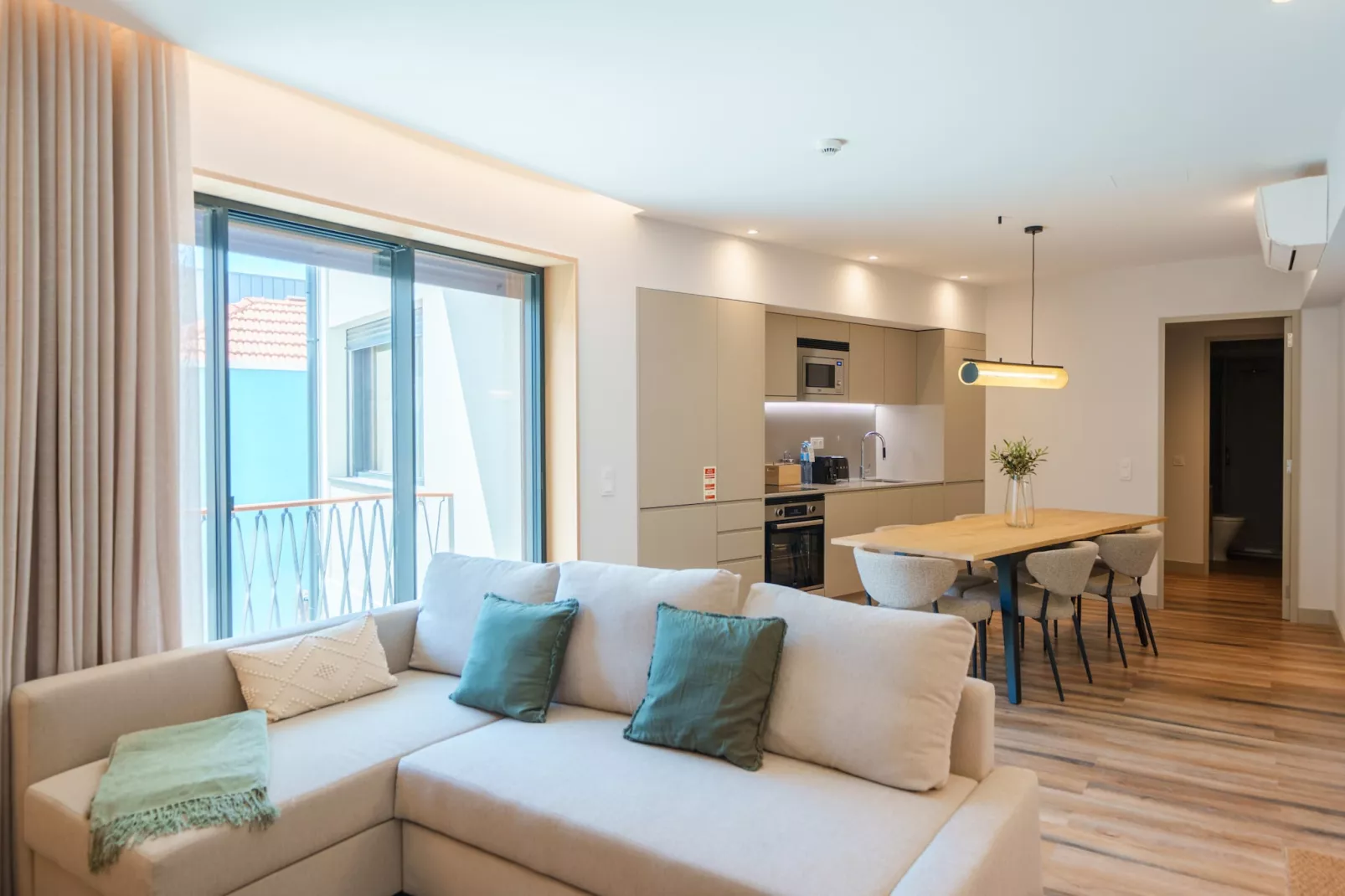 Feel Porto Firmeza Coworking & Flat 3.4-Woonkamer