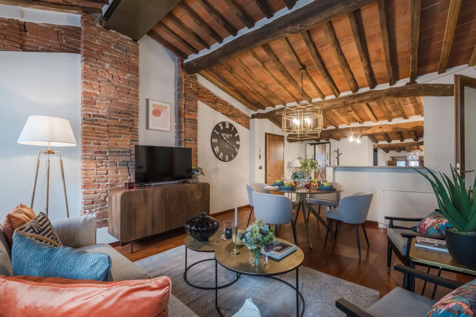 La Dorina Penthouse-Eetkamer