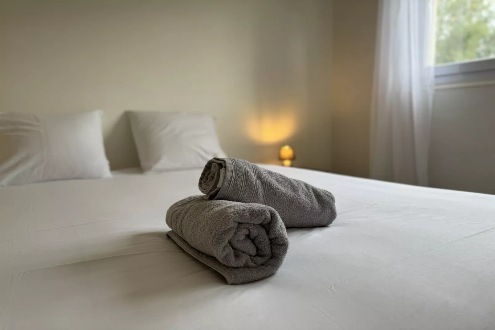 Le Bigarreaux - 6 pers - Wi-Fi - Rêve au Mans-Slaapkamer