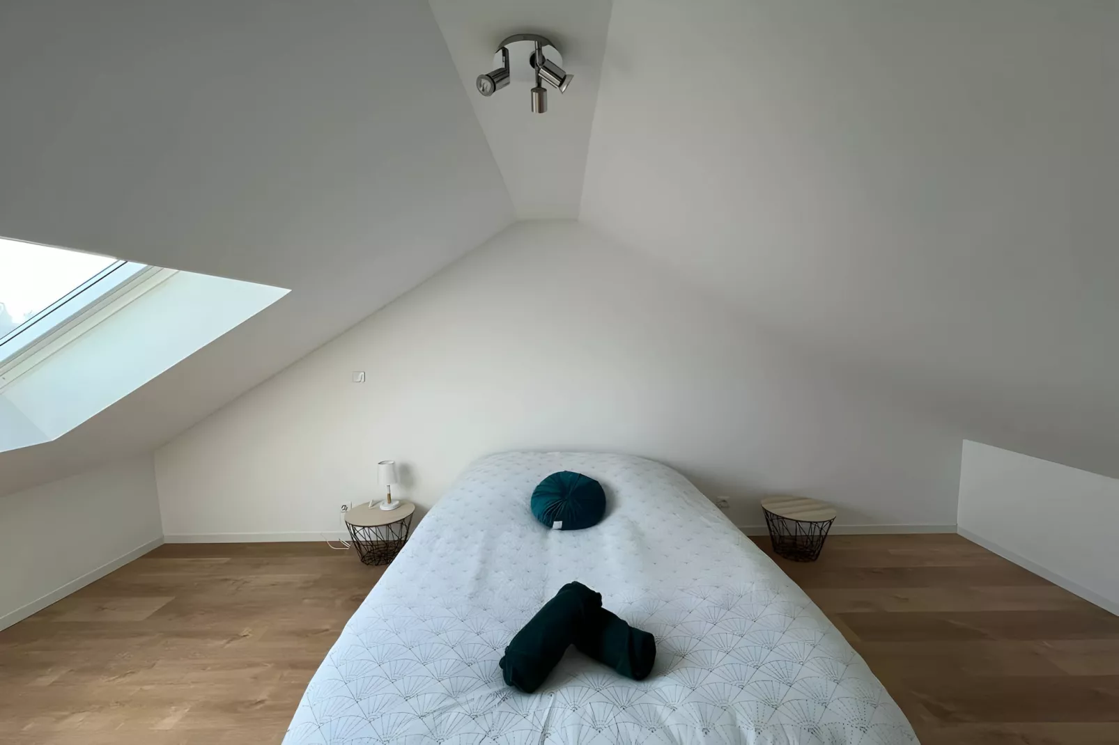 La Chaleureuse - Centre - 7p - Rêve au Mans-Slaapkamer